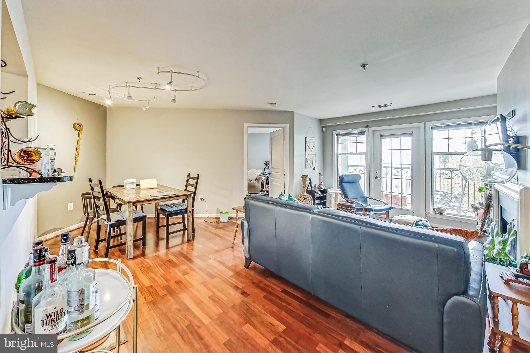 5565 Seminary Road, Unit 416 Falls Church, VA 22041 - Photo 4 of 44