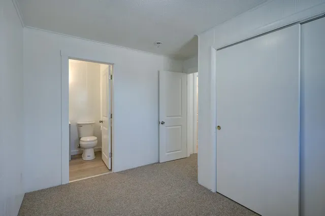 $1,600 | 20 Emery Lane, Unit 4, Intervale, NH 03845