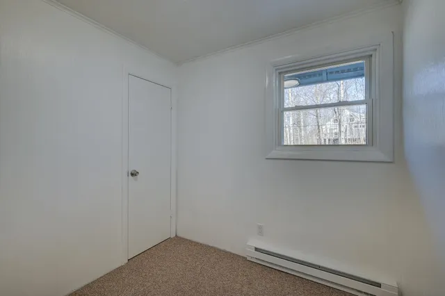 $1,600 | 20 Emery Lane, Unit 4, Intervale, NH 03845