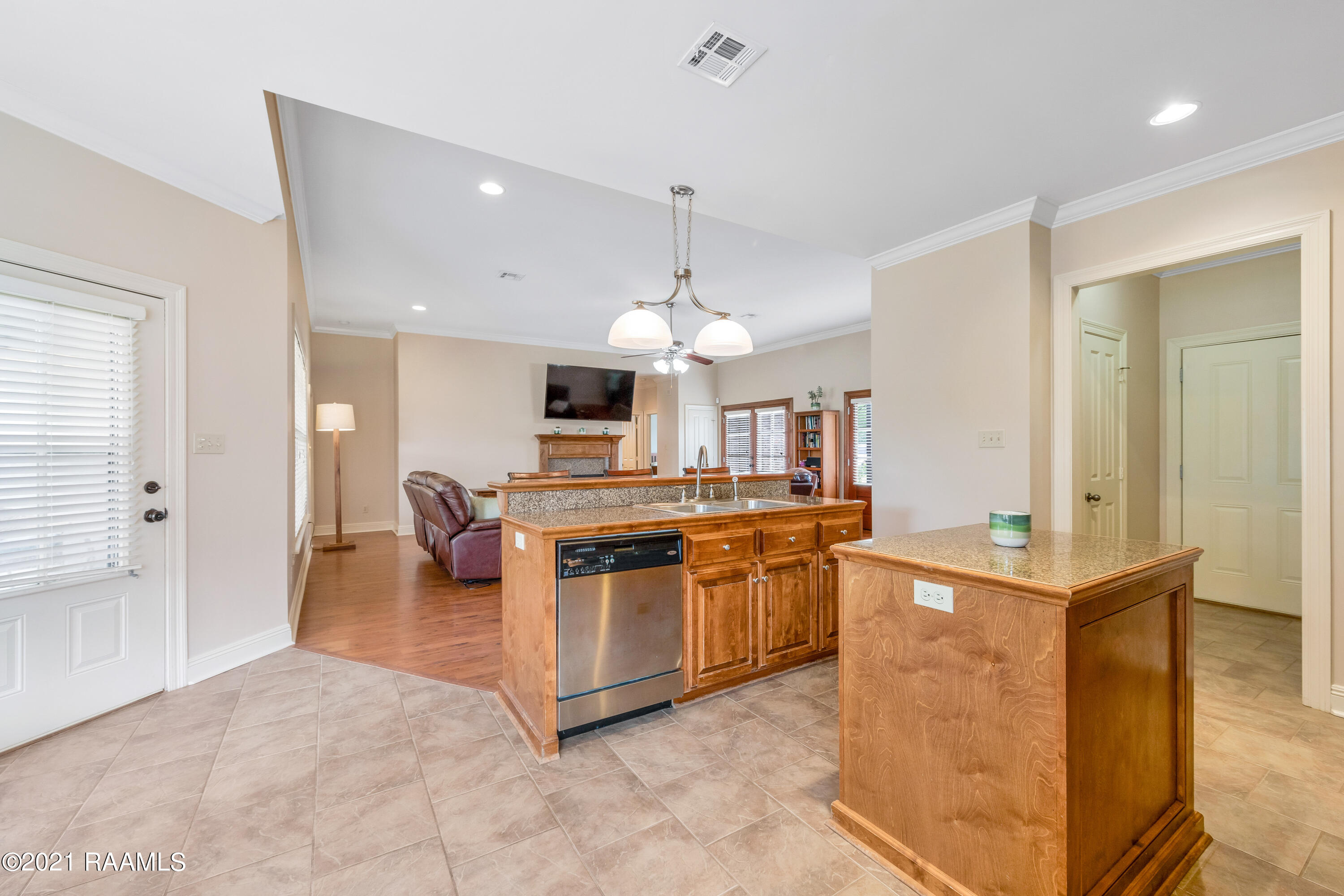 143 Rue Des Cannes Maurice, LA 70555 - Photo 7 of 26