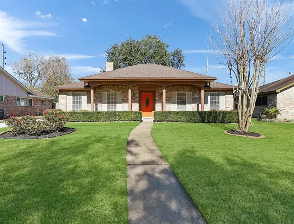 $2,300 | 14006 Briarworth Drive, Houston, TX 77077