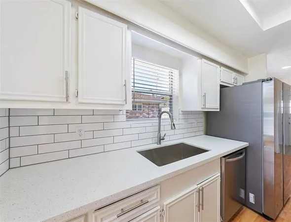 $2,300 | 14006 Briarworth Drive, Houston, TX 77077