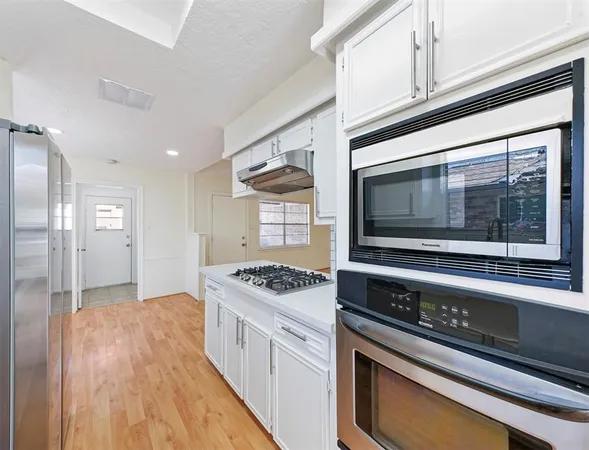 $2,300 | 14006 Briarworth Drive, Houston, TX 77077