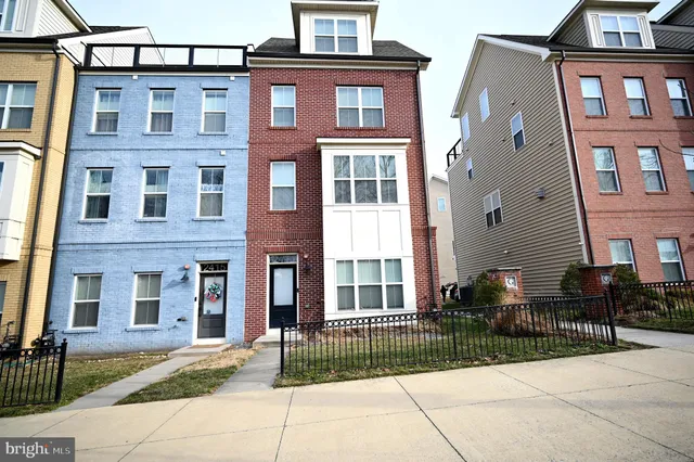 $3,675 | 2413 Glenallan Avenue, Silver Spring, MD 20906