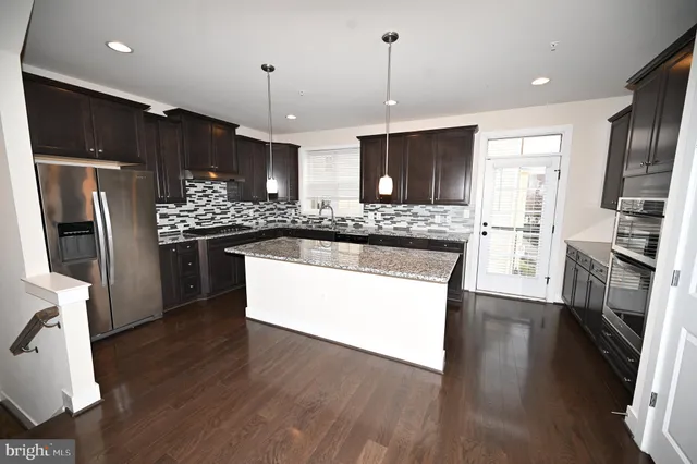 $3,675 | 2413 Glenallan Avenue, Silver Spring, MD 20906