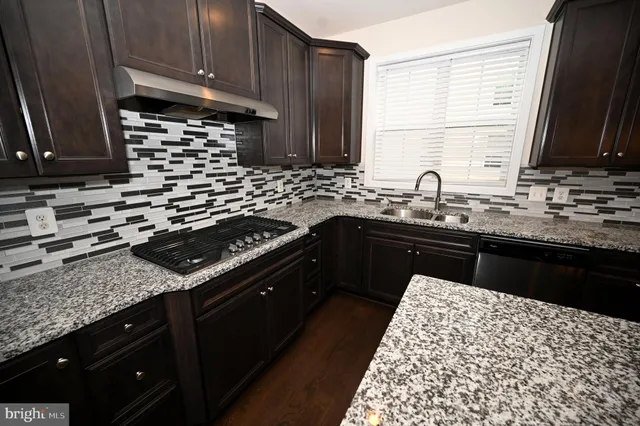 $3,675 | 2413 Glenallan Avenue, Silver Spring, MD 20906