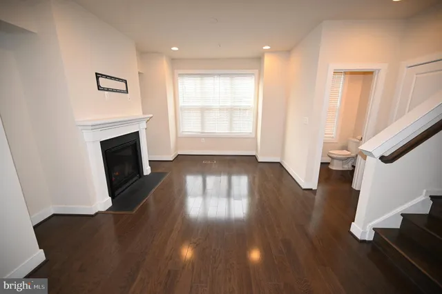 $3,675 | 2413 Glenallan Avenue, Silver Spring, MD 20906