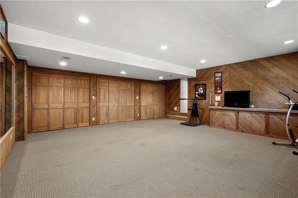 162 Kaufman Road Evans City, PA 16033 - Photo 22 of 38 Gallery Image 22