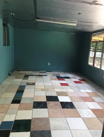 $2,000 | 9314 Valley Streme, Houston, TX 77037