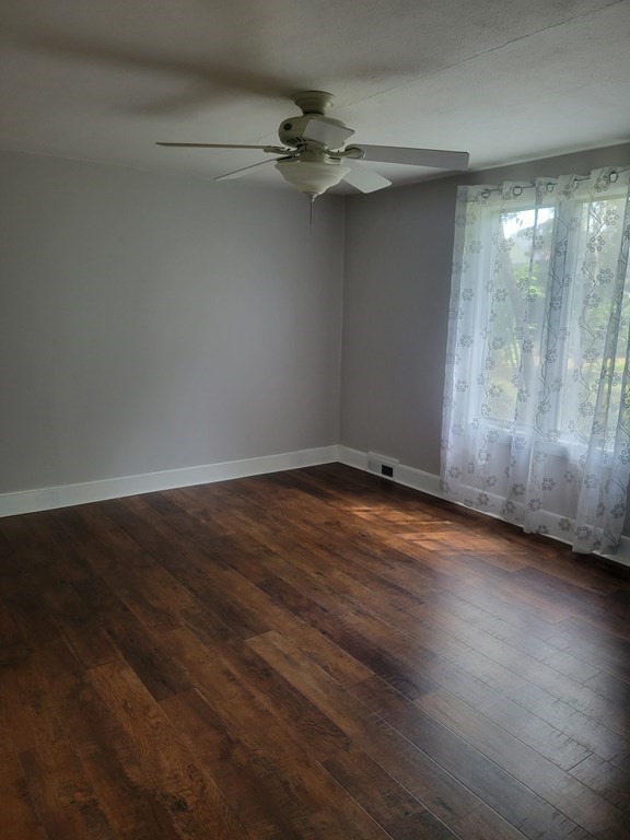 197 Maple Road Longmeadow, MA 01106 - Photo 11 of 19