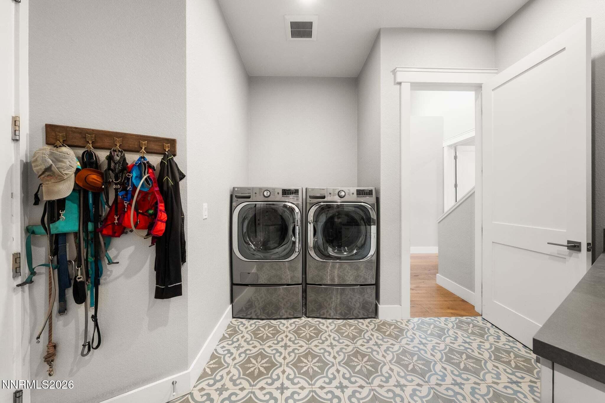 1010 Skyline Boulevard Reno, NV 89509 - Photo 36 of 78 1010-Skyline-Blvd-32