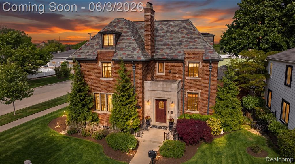 2470 Riverside Drive Trenton, MI 48183 - Photo 1 of 78