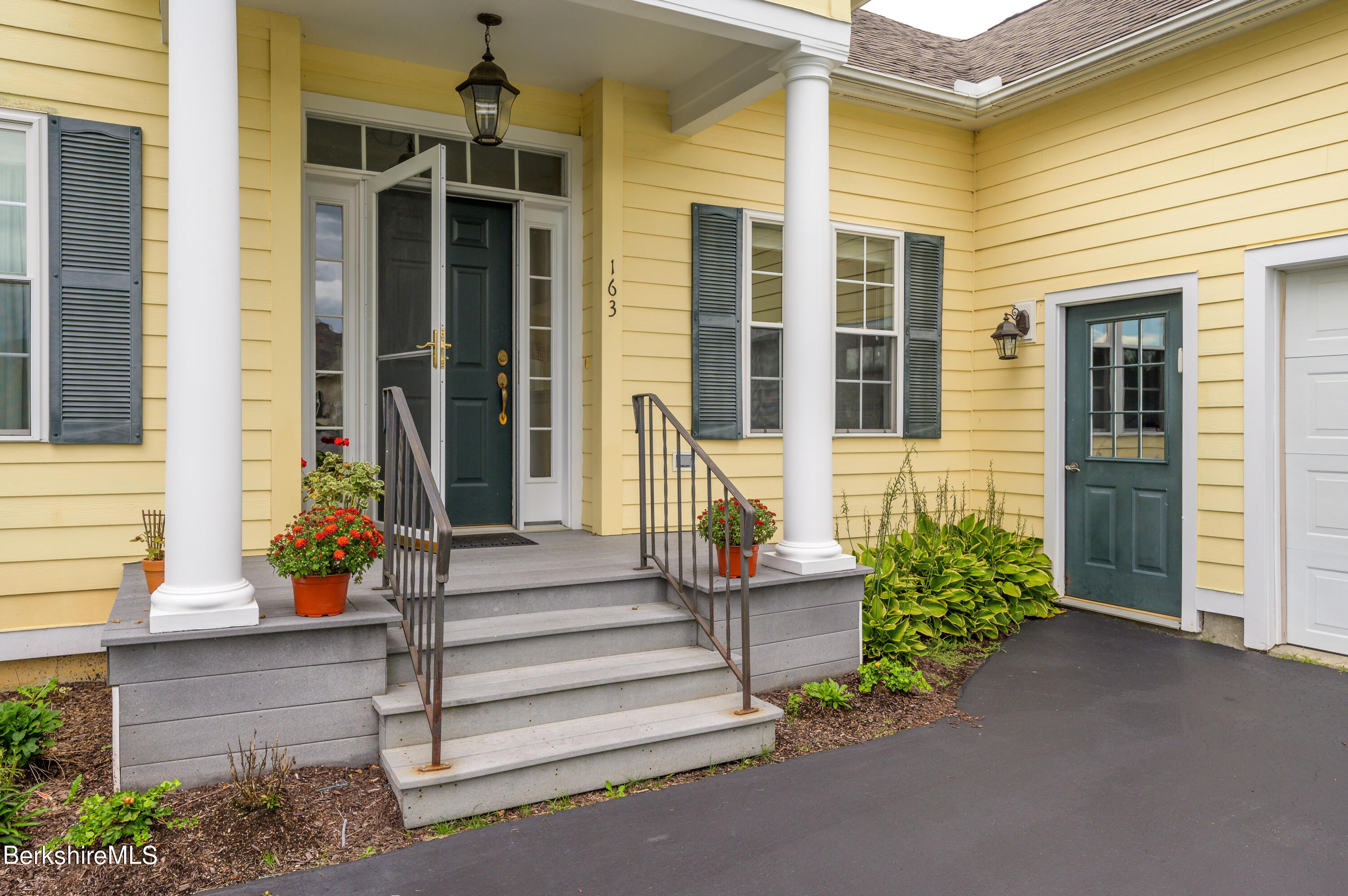 163 Red Barn Road Dalton, MA 01226 - Photo 3 of 43 SMF