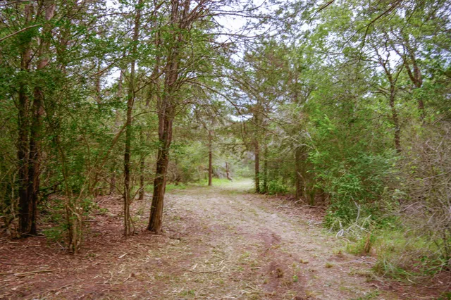 $350,000 | 550 North Raymond Road, La Grange, TX 78945