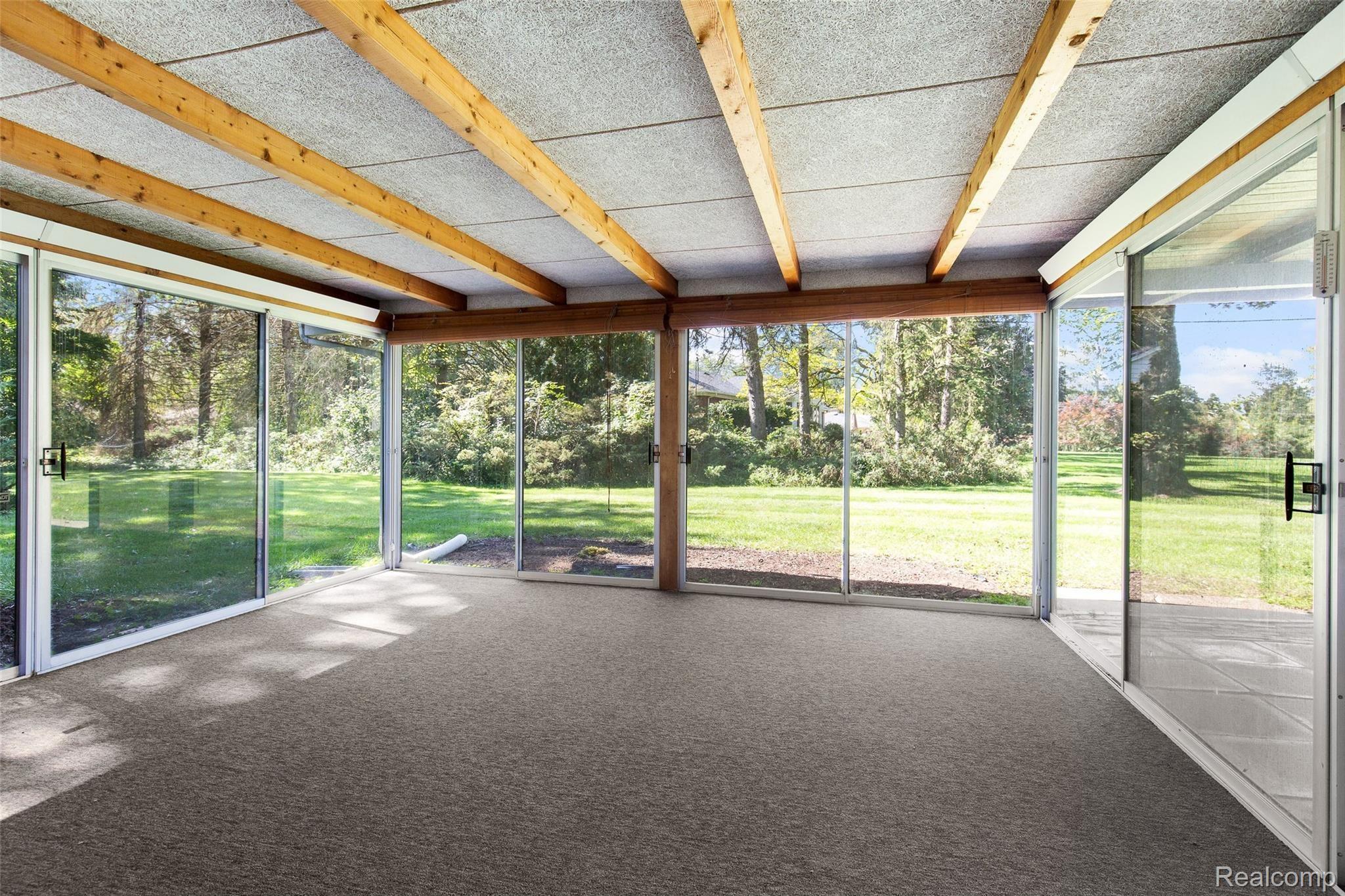 2866 Acorn Road Bloomfield Hills, MI 48302 - Photo 9 of 17 Sunroom
