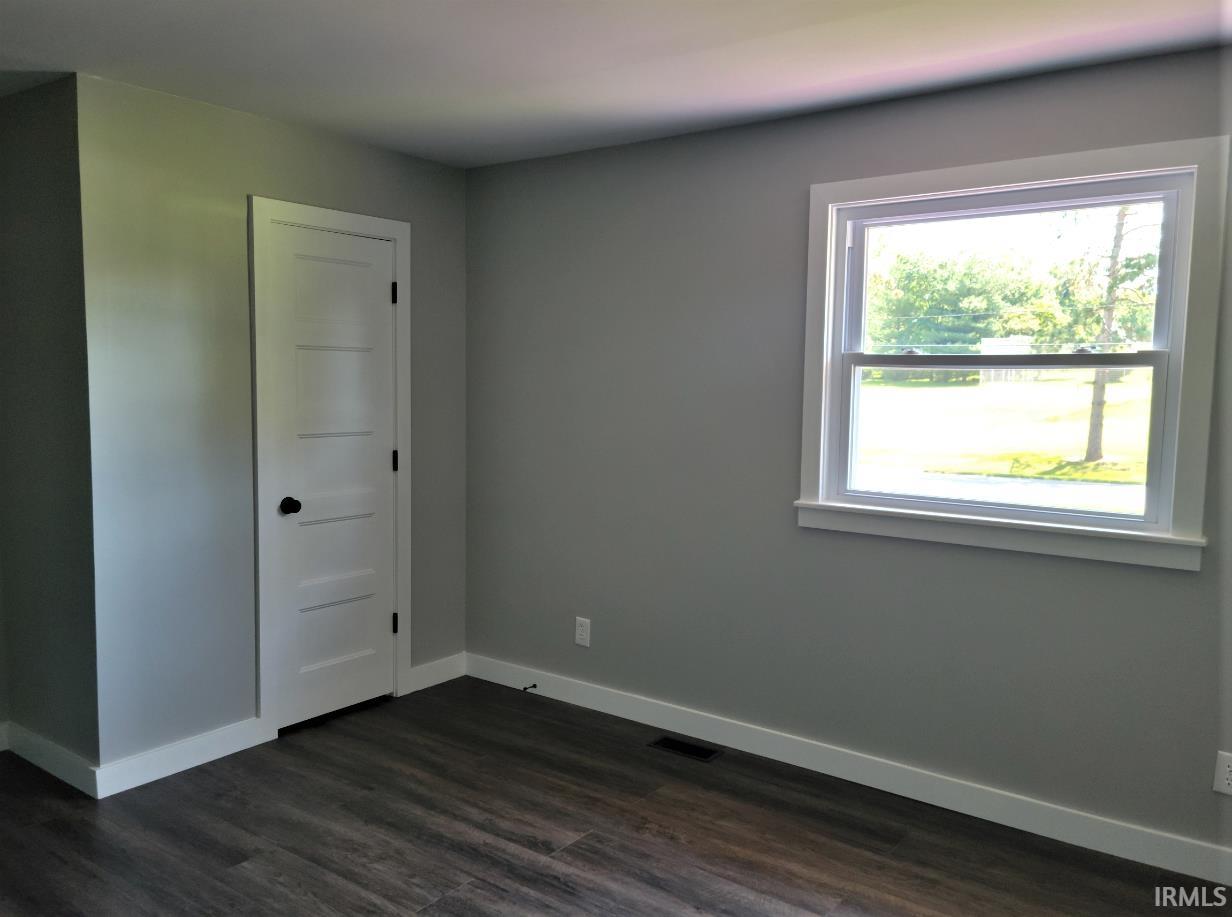 99 Green Acres Road Washington, IN 47501 - Photo 14 of 17 Gallery Image 14