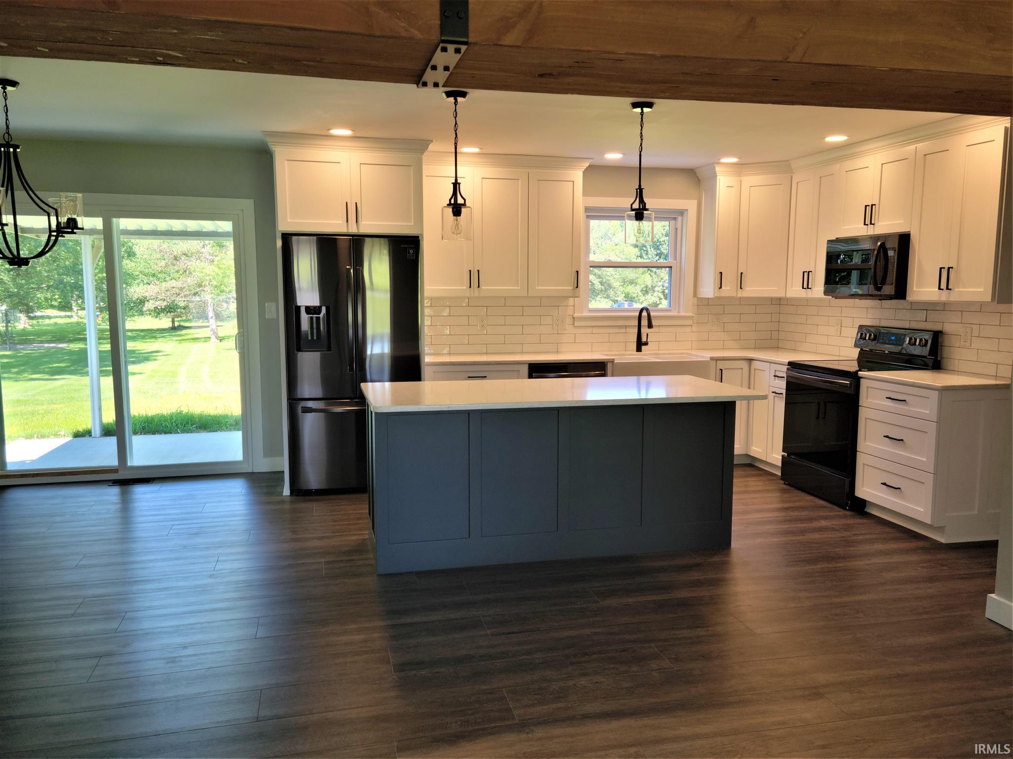 99 Green Acres Road Washington, IN 47501 - Photo 3 of 17 Gallery Image 3