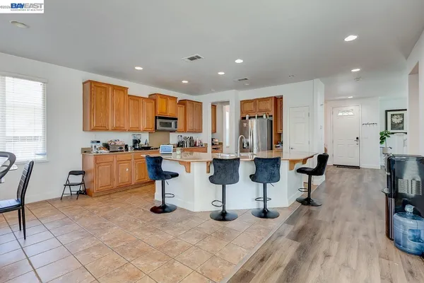 $675,000 | 53 Puffin Circle, Oakley, CA 94561