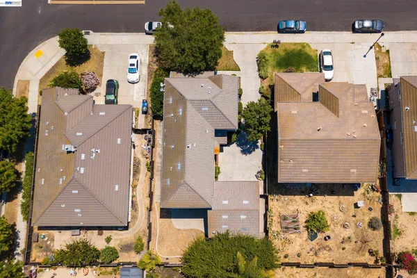 $675,000 | 53 Puffin Circle, Oakley, CA 94561