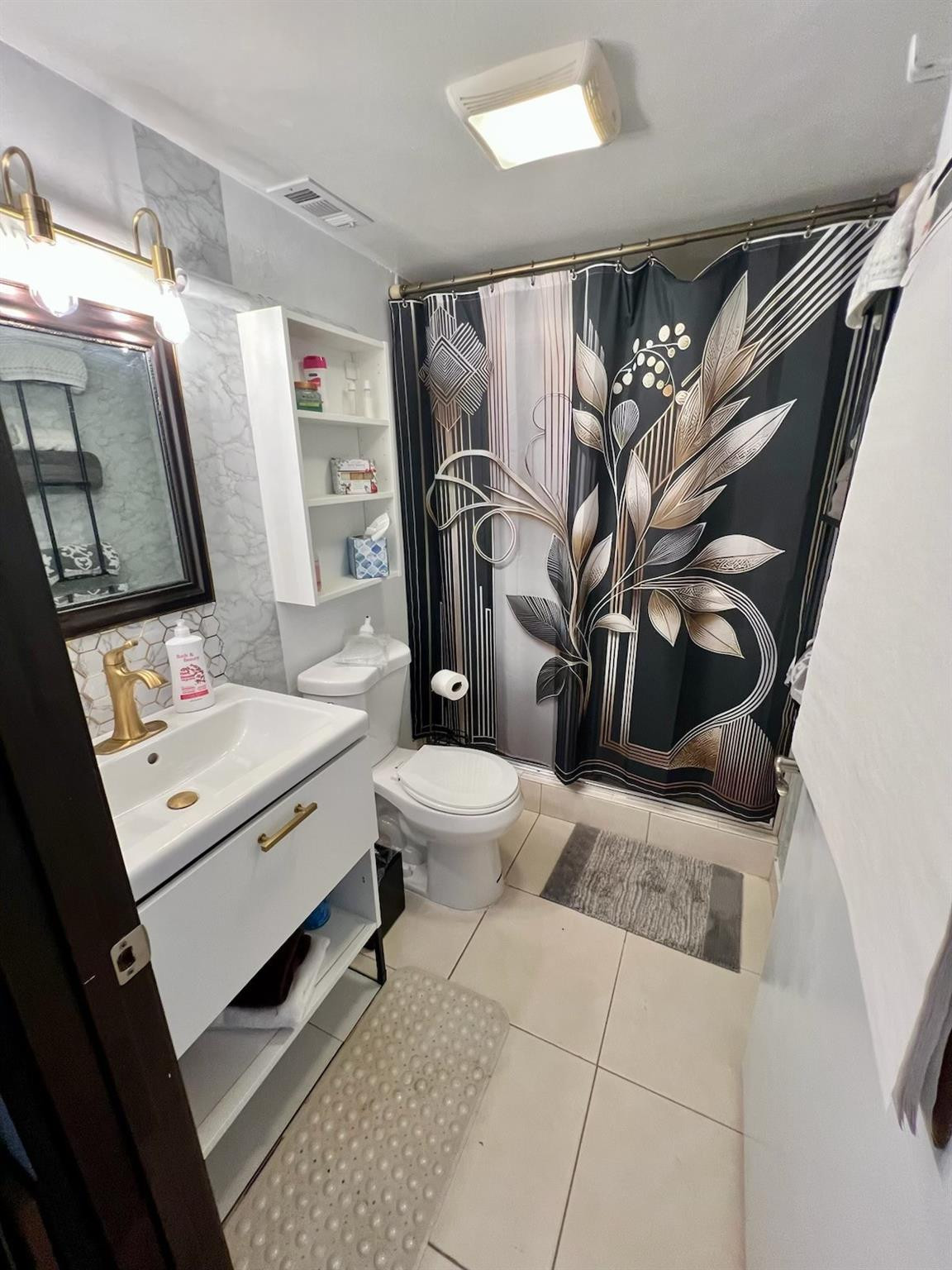 8376 Trent Court, Unit B Boca Raton, FL 33433 - Photo 37 of 49 Photo 37