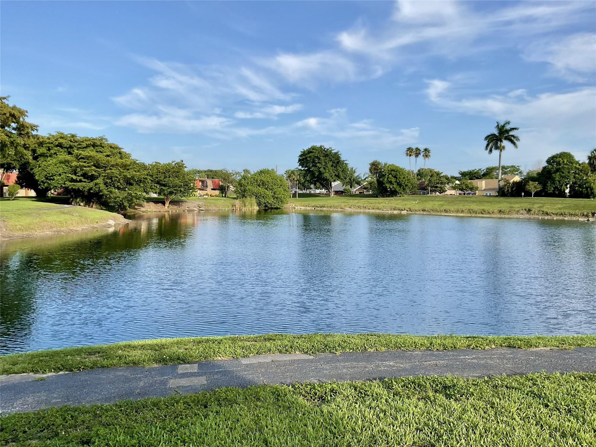 8376 Trent Court, Unit B Boca Raton, FL 33433 - Photo 6 of 49 Photo 6