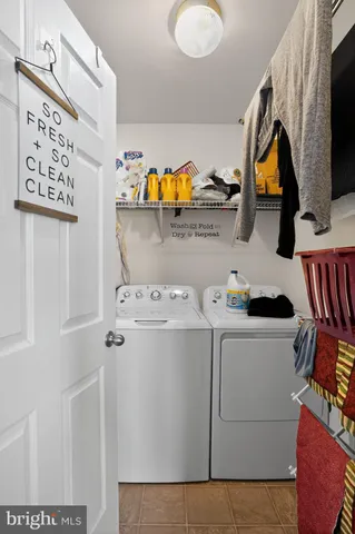 $499,999 | 433 Town Run Lane, Stephens City, VA 22655