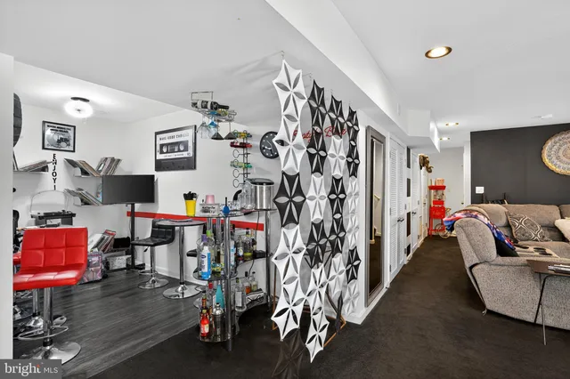 $499,999 | 433 Town Run Lane, Stephens City, VA 22655