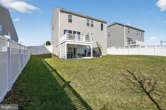 $499,999 | 433 Town Run Lane, Stephens City, VA 22655