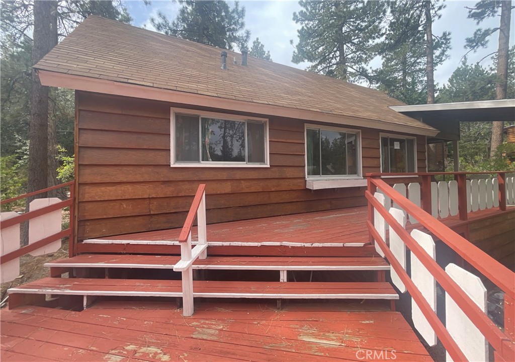 1057 Eagle Road Wrightwood, CA 92397 - Photo 5 of 10 a view of outdoor space and deck