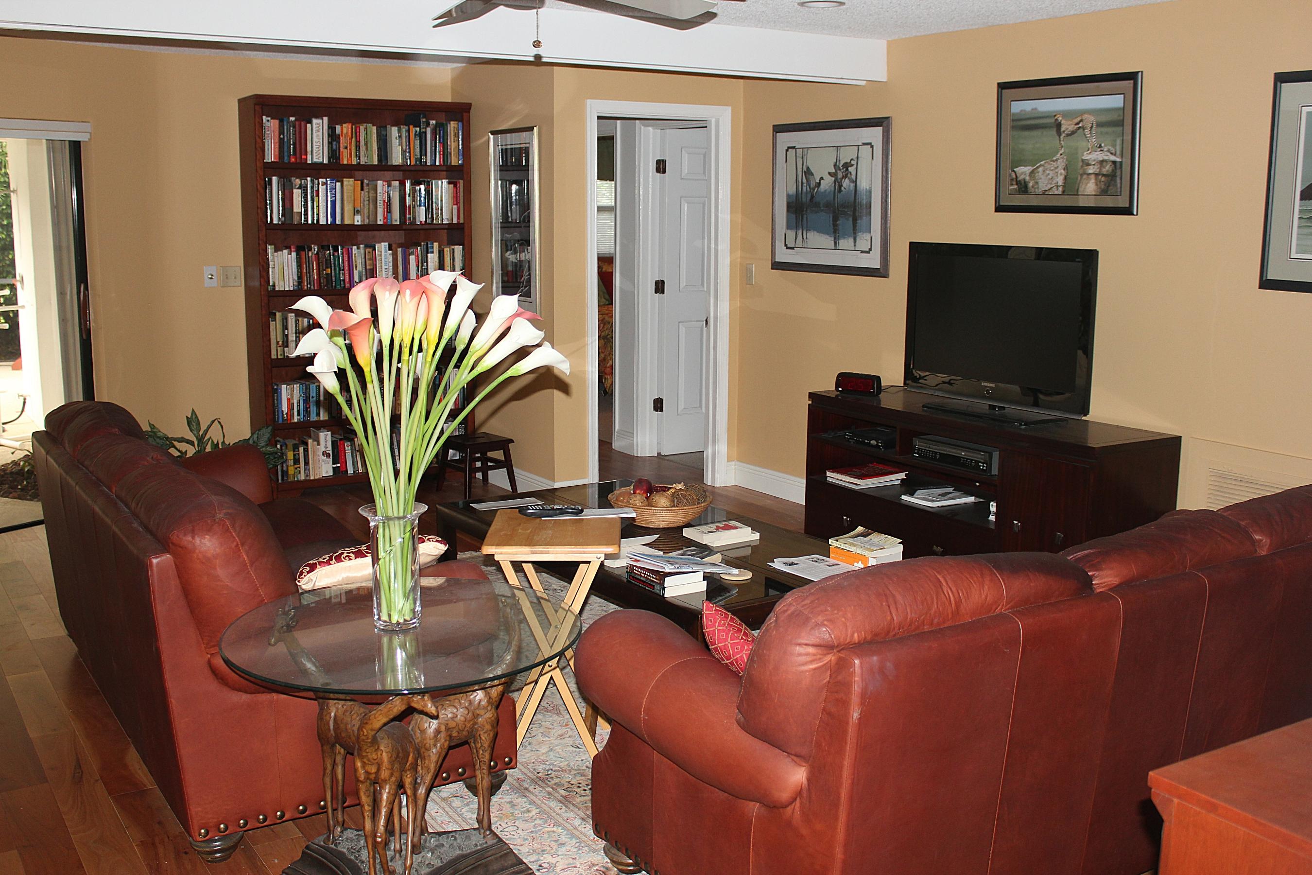 1539 Southwest 6th Court Boca Raton, FL 33486 - Photo 13 of 34 FAMILY ROOM