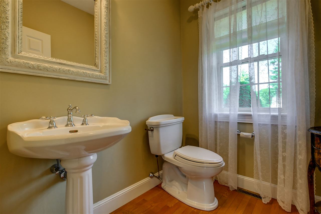 75 Long Hill Road Hollis, NH 03049 - Photo 19 of 40