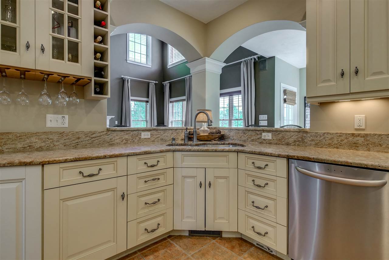 75 Long Hill Road Hollis, NH 03049 - Photo 7 of 40