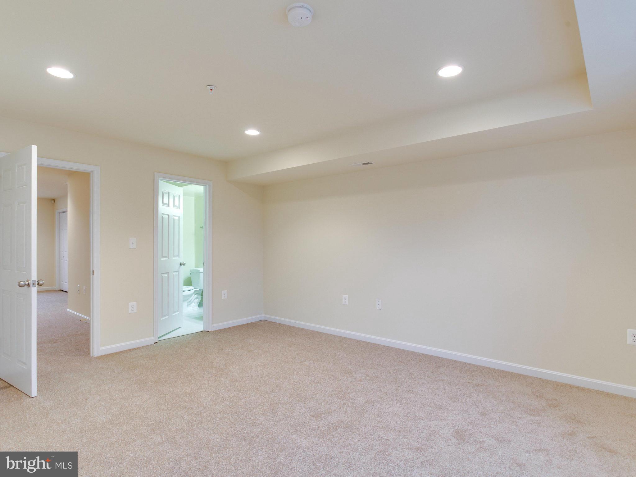 1438 Morris Road Southeast Washington, DC 20020 - Photo 4 of 25 Interior (General)