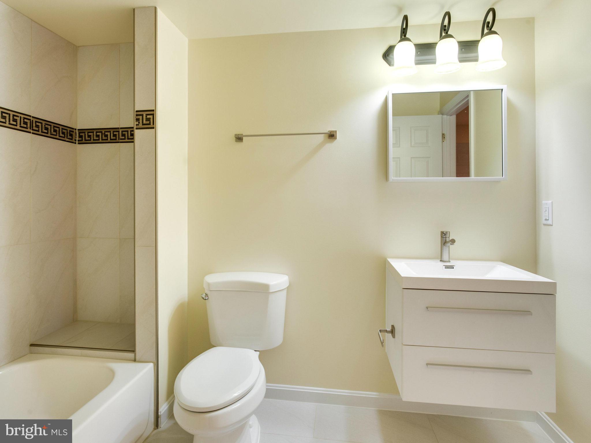 1438 Morris Road Southeast Washington, DC 20020 - Photo 5 of 25 Bath