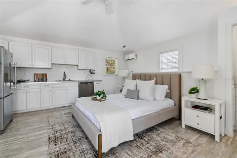 $1,800,000 | 723 South Brevard Avenue, Tampa, FL 33606