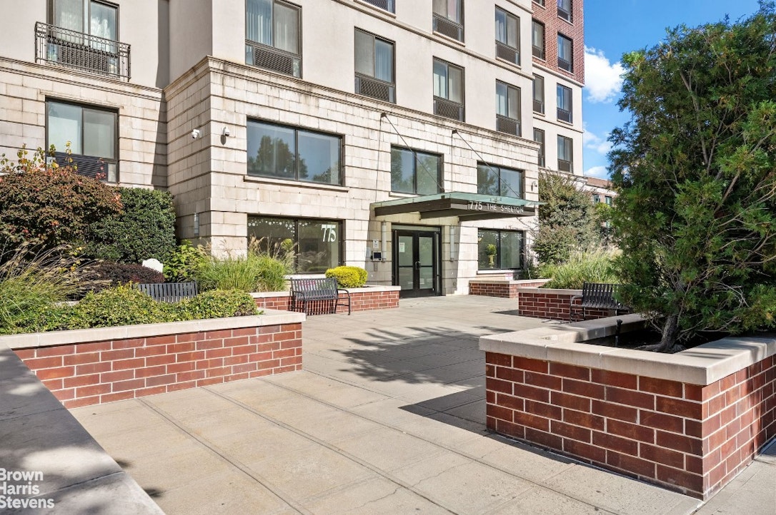 775 Lafayette Avenue, Unit 8B Brooklyn, NY 11221 - Photo 20 of 27 a front view of a building with garden