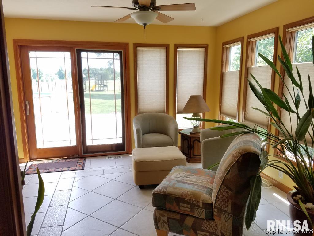 3986 Rochester Road Springfield, IL 62712 - Photo 22 of 36