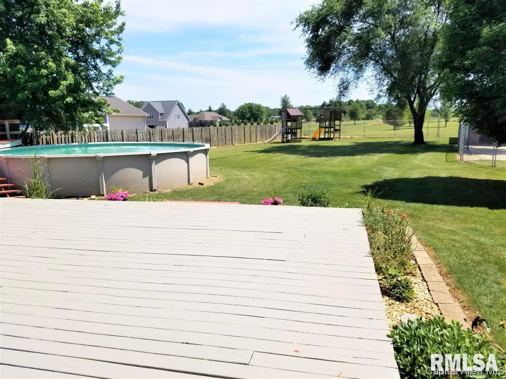 3986 Rochester Road Springfield, IL 62712 - Photo 7 of 36