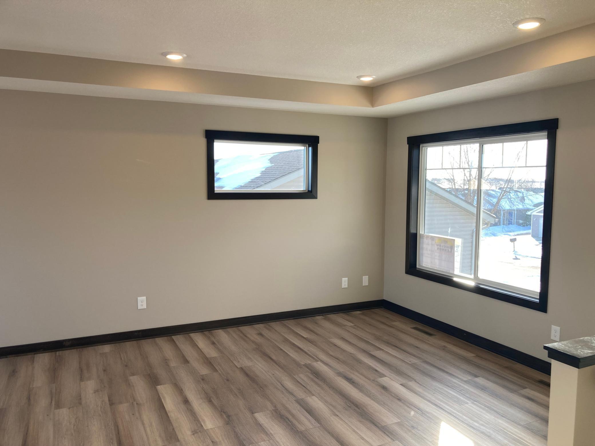 705 State Street Kenyon, MN 55946 - Photo 5 of 25