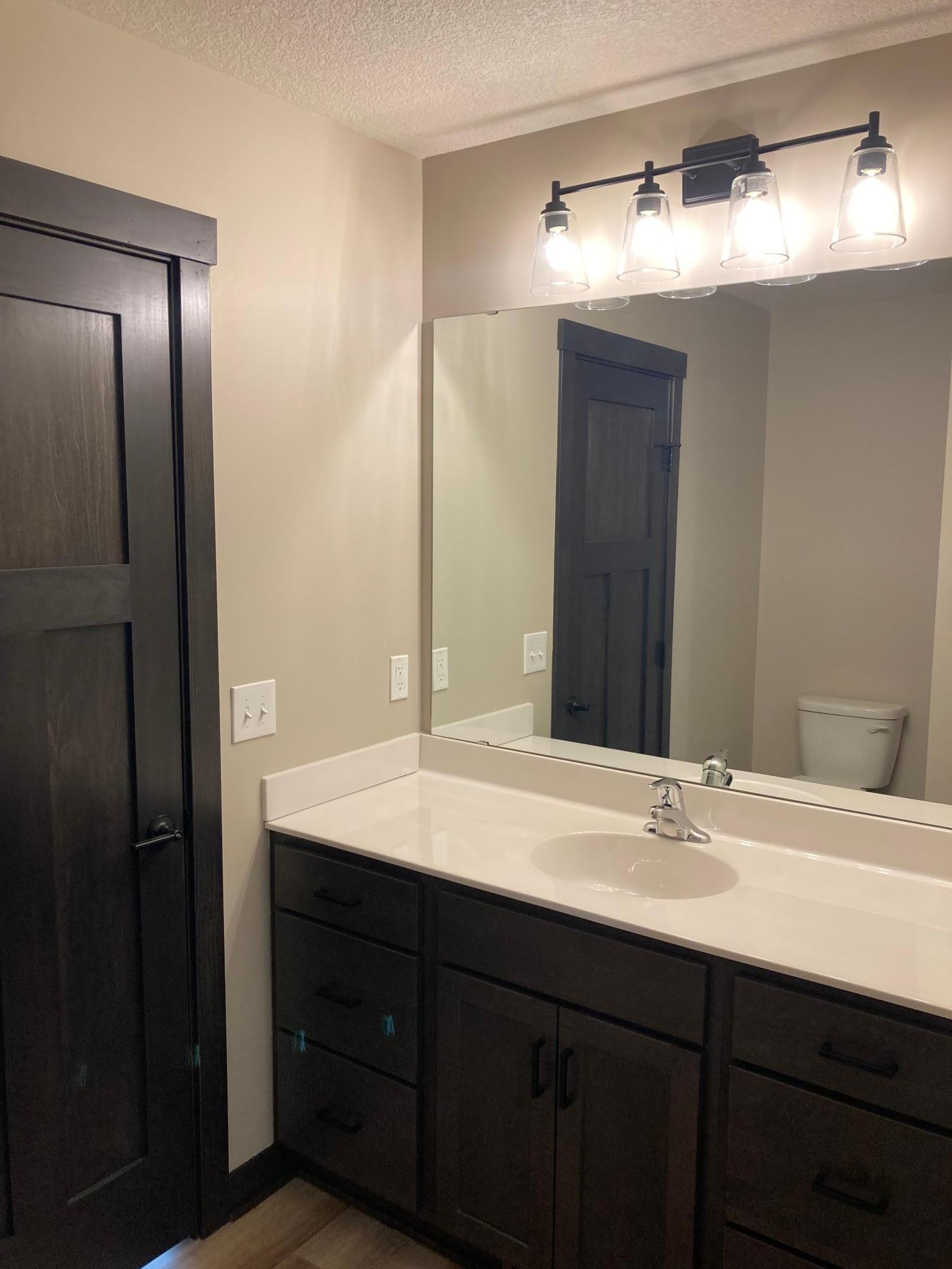 705 State Street Kenyon, MN 55946 - Photo 8 of 25