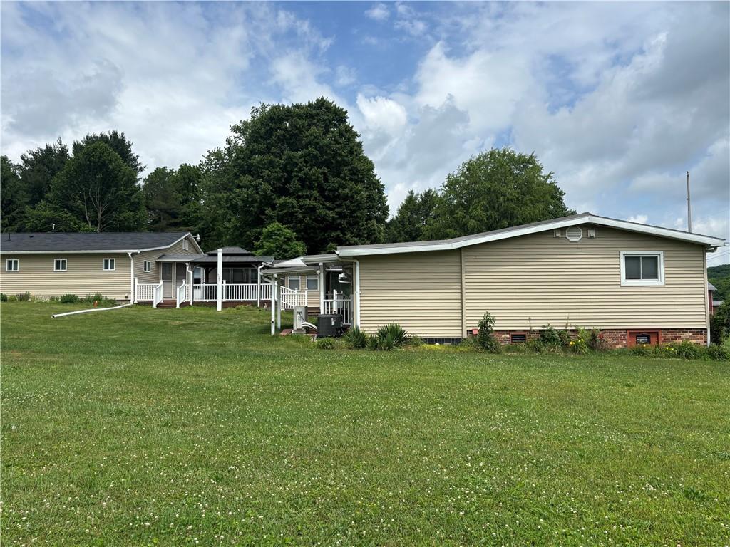 283 Old Rte 19 New Castle, PA 16101 - Photo 10 of 48