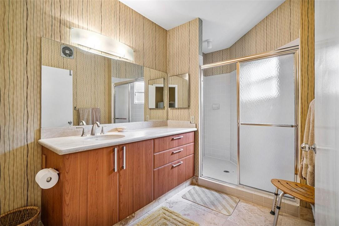 6566 Via Regina Boca Raton, FL 33433 - Photo 16 of 26 Photo 16