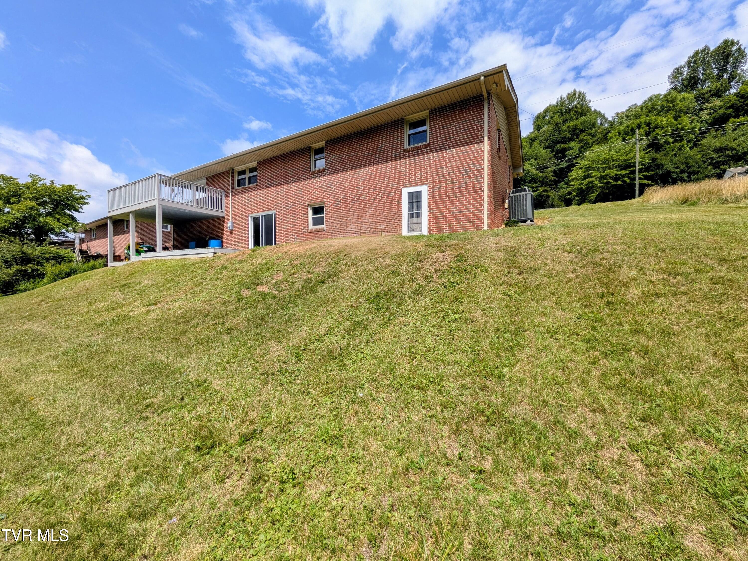 1129 Jackson Hollow Road Kingsport, TN 37663 - Photo 50 of 59 Backyard(1)