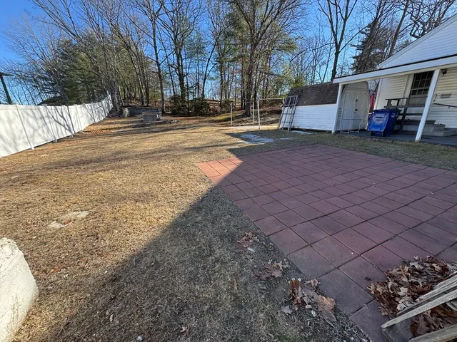 $2,400 | 261 Litchfield Street, Leominster, MA 01453