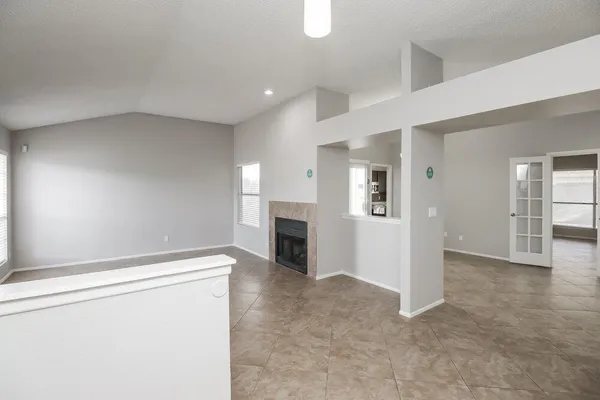 $2,165 | 7211 West Krall Street, Glendale, AZ 85303