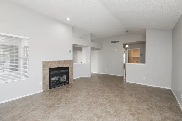 $2,165 | 7211 West Krall Street, Glendale, AZ 85303
