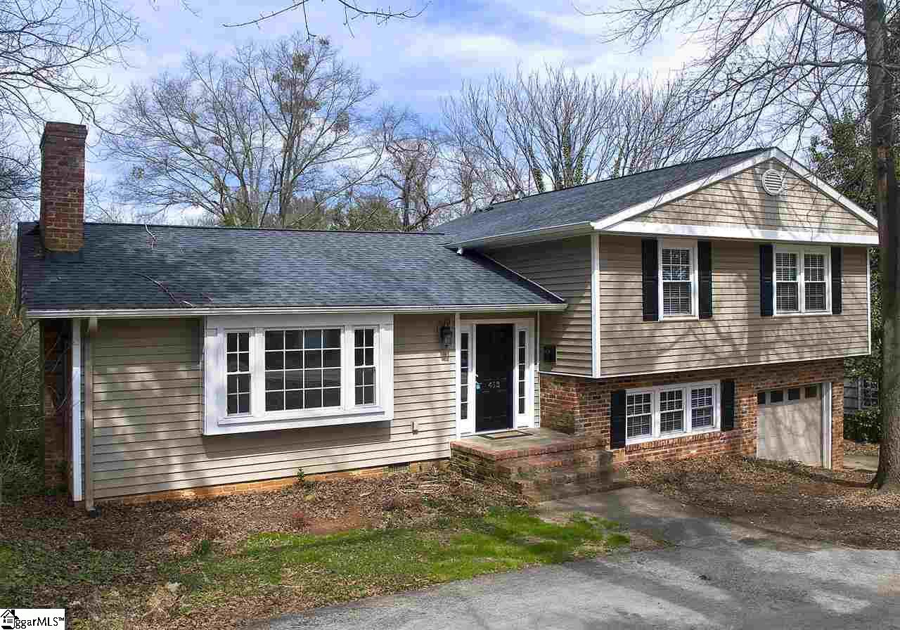 413 East Faris Road Greenville, SC 29605 - Photo 2 of 17 Gallery Image 2