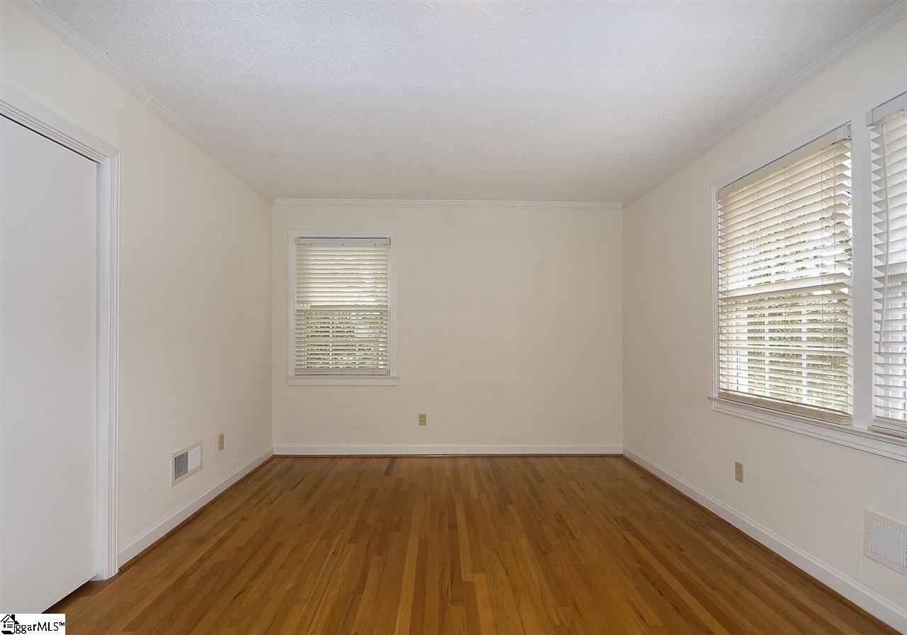 413 East Faris Road Greenville, SC 29605 - Photo 13 of 17 Gallery Image 13