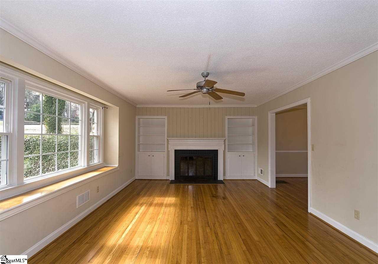413 East Faris Road Greenville, SC 29605 - Photo 9 of 17 Gallery Image 9