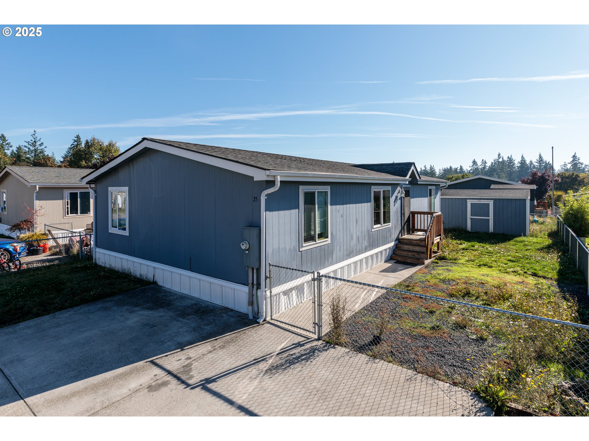 a house view with a backyard space